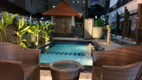 Гостиница Wana Kubu Homestay  Kuta
